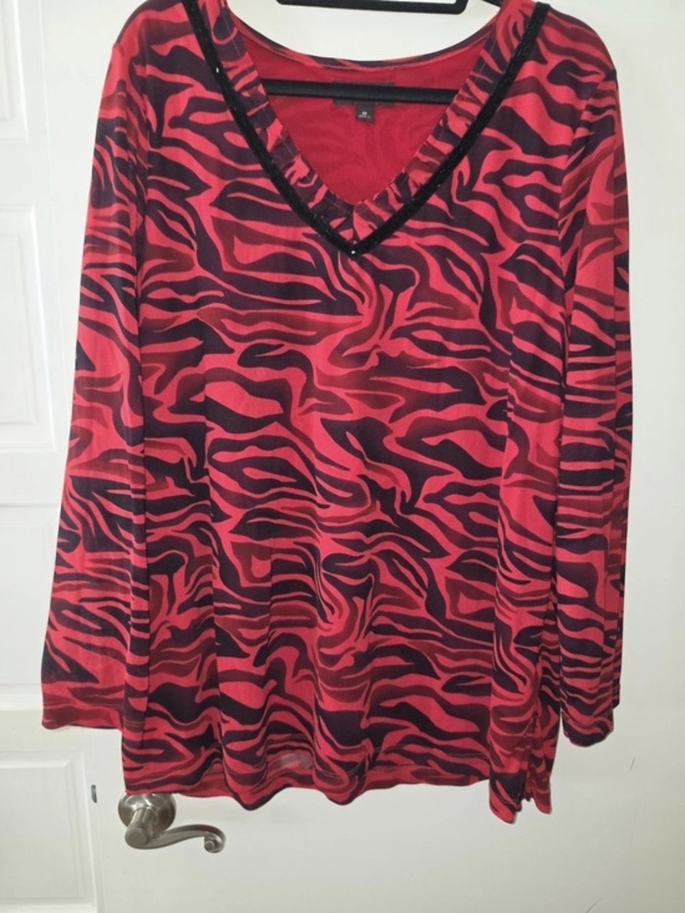 Dana Buchman Animal Print Long Sleeve Tunic in Red & Black Size 2X